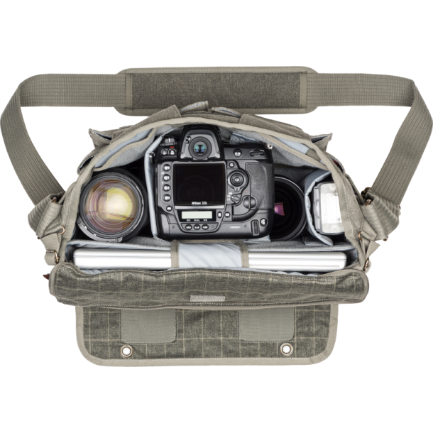 Think Tank Retrospective 30 V2.0, Pinestone