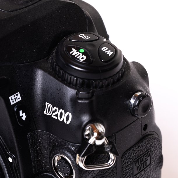 Brugt | Nikon D200 Hus