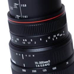 Brugt | Sigma 70-300 4.0-5.6 Apo Til Nikon 