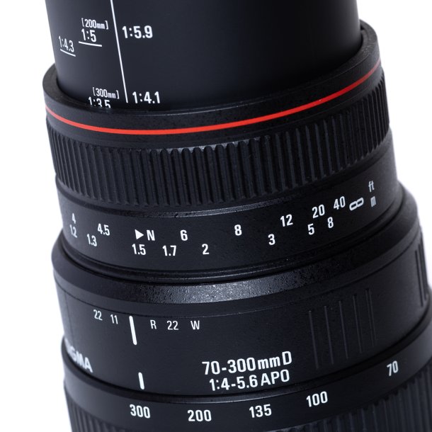Brugt | Sigma 70-300 4.0-5.6 Apo Til Nikon 