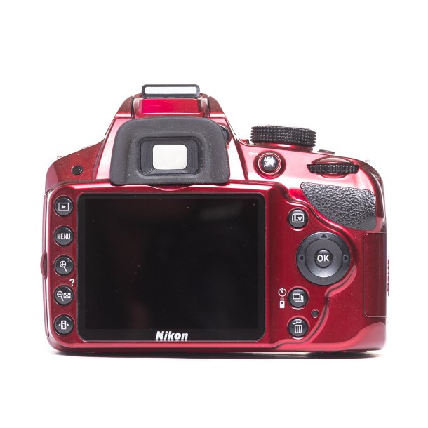 Brugt | Nikon D3200 m. 18-55 3.5-5.6 G VR II