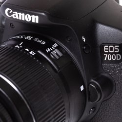 Brugt | Canon 700D m 18-55mm 3,5-5,6