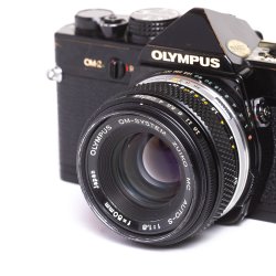 Brugt | Sort Olympus OM-2 m. 50mm 1,8