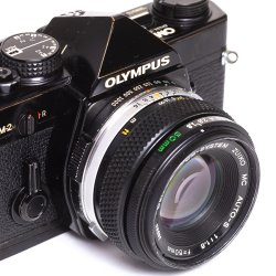 Brugt | Sort Olympus OM-2 m. 50mm 1,8