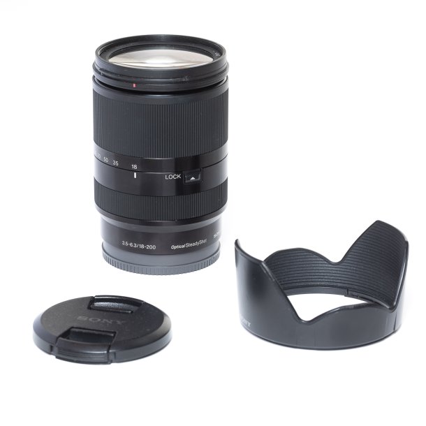 Brugt | Sony 18-200 E oss le