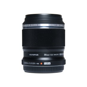 Olympus M. Zuiko Digital 30 mm. F/3,5 Macro