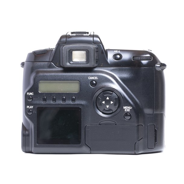 BRUGT | FujiFilm FinePix S1 pro m. 17-35 mm 2.8-4