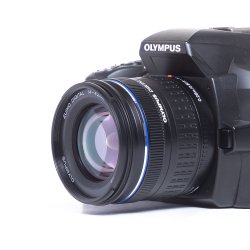 Olympus E-500 m. 14-42mm. 3,5-5,6 + lader