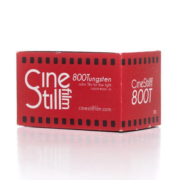 Cinestill 800T 135/36 OBS UDLBETR  august 2024